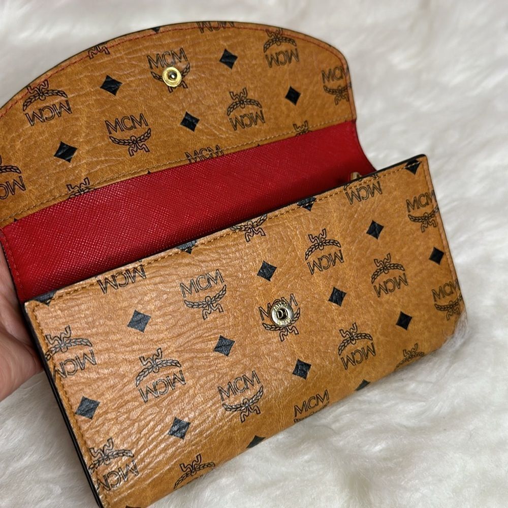 💯Authentic MCM Tifold Vesitos Long Wallet🍀 - Picture 11 of 16